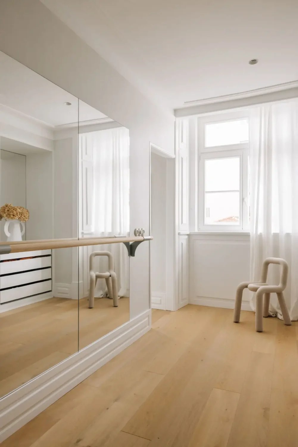A Renovated Apartment in Lisbon's Oldest Neighborhood 11 FantastikFrankJoaoRiverViewsLTA0405 ownzb2 A Renovated Apartment in Lisbon's Oldest Neighborhood