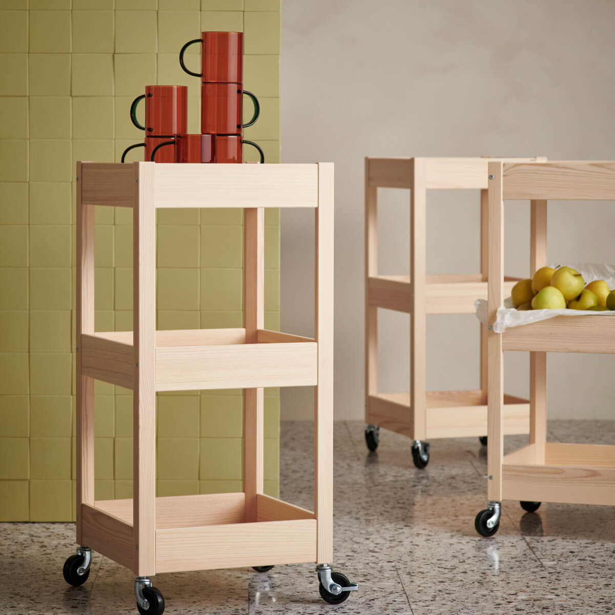 IKEA Spring Collection 2025: Colorful Textiles, Clean Designs & Home Refresh Ideas 19 IKEA_LOSHULT_rullvagn_PH201320