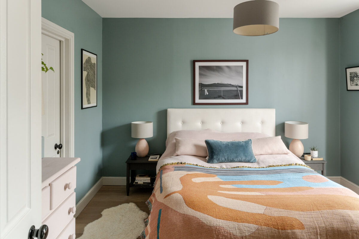 A Beautiful Extended Victorian Family Home in London 15 bedroom with blue-gray walls
