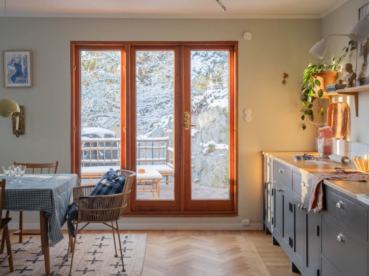 A Beautiful Midcentury Family Home South of Stockholm 7 kitchen with parquet floor