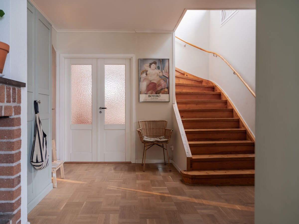 A Beautiful Midcentury Family Home South of Stockholm 27 large hall parquet floor