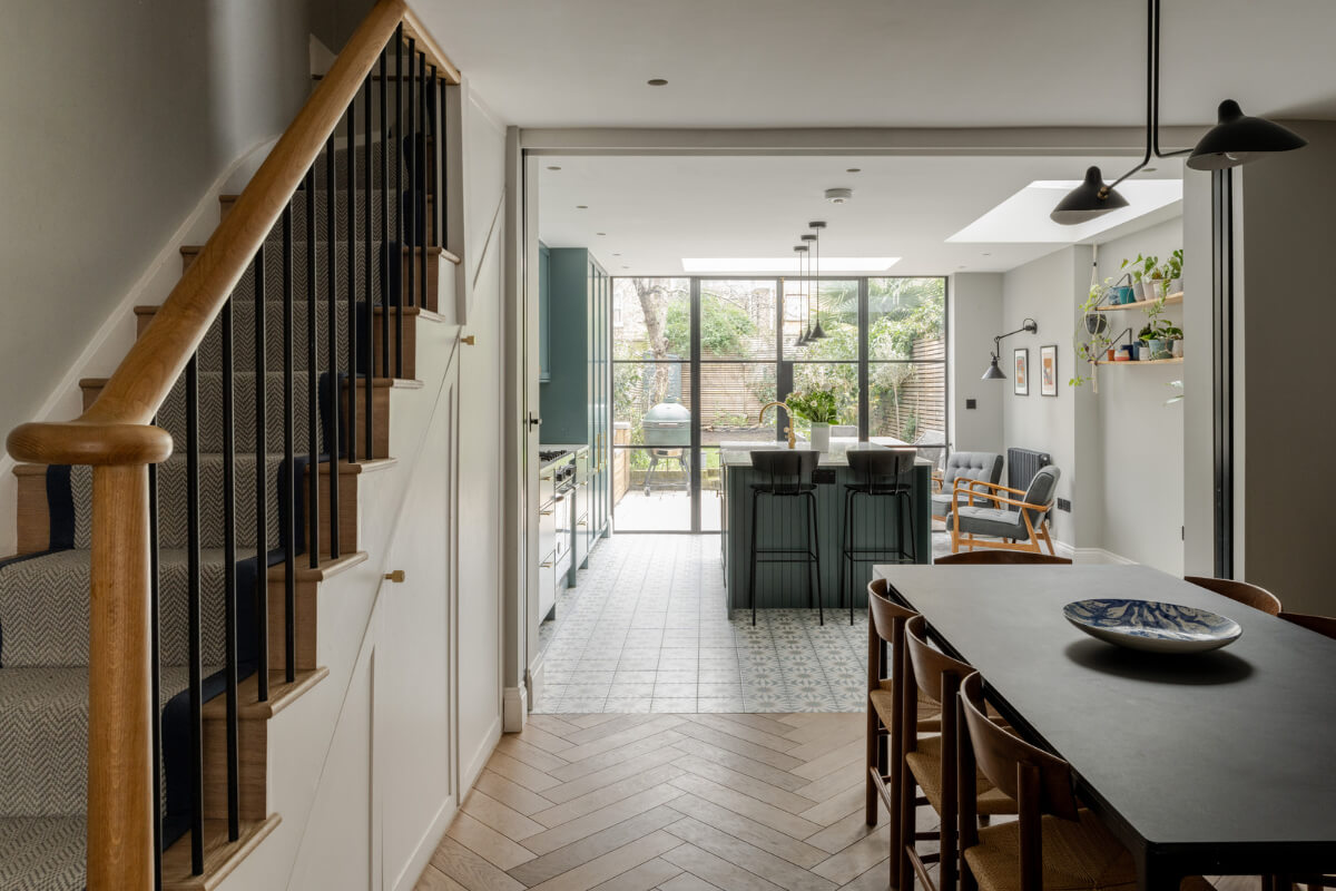 A Beautiful Extended Victorian Family Home in London 2 open plan kitchen and dining room