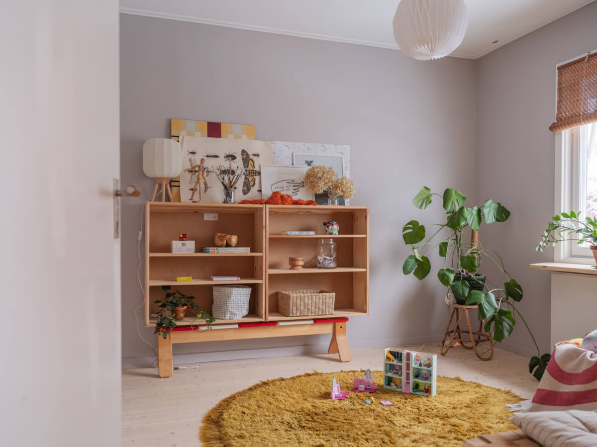 A Beautiful Midcentury Family Home South of Stockholm 23 play room