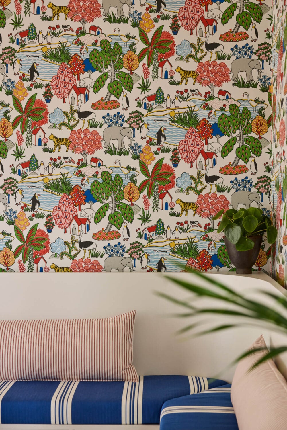 Little Greene 'Storybook Papers': A New National Trust Wallpaper Collection 6 Little Greene National Trust wallpaper Collection Animal Kingdom - Atomic - Cameo