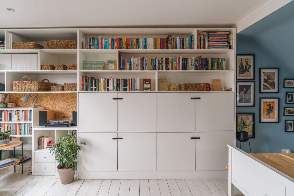 A Charming Light Edwardian House with a Tiny Garden 16 attic bedroom with bookcases