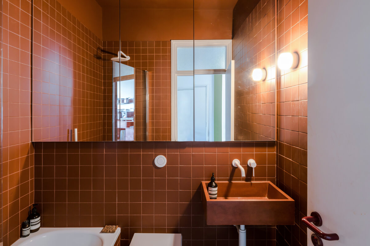 A Modern Apartment in a London Victorian House 15 bathroom terracotta brown tiles