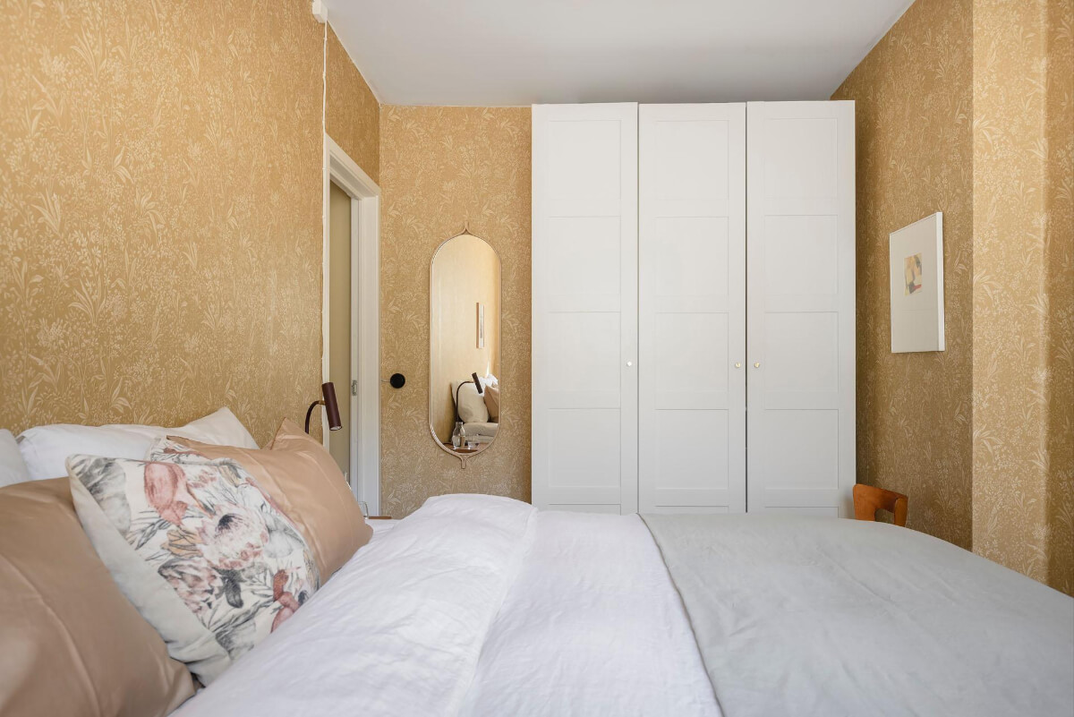 Bright Rooms with Light Color Tones in a Swedish Apartment 21 bedroom wallpaper wardrobes