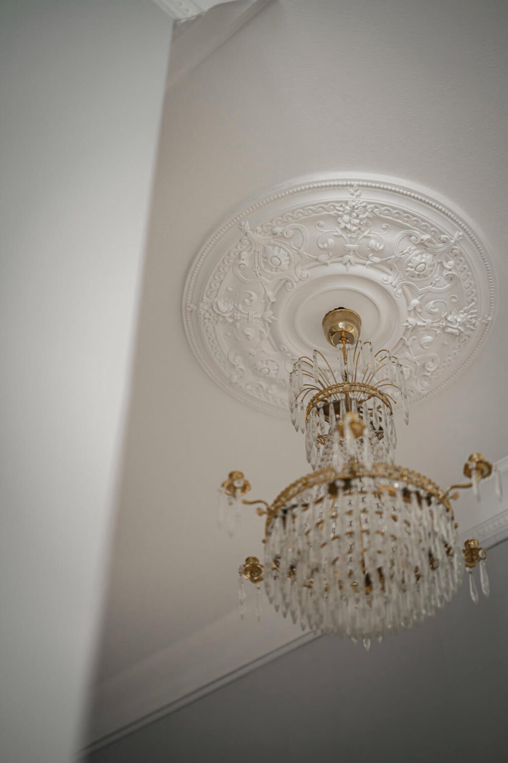 Period Features and Contemporary Solutions in Gothenburg 24 chandelier ceiling rosette