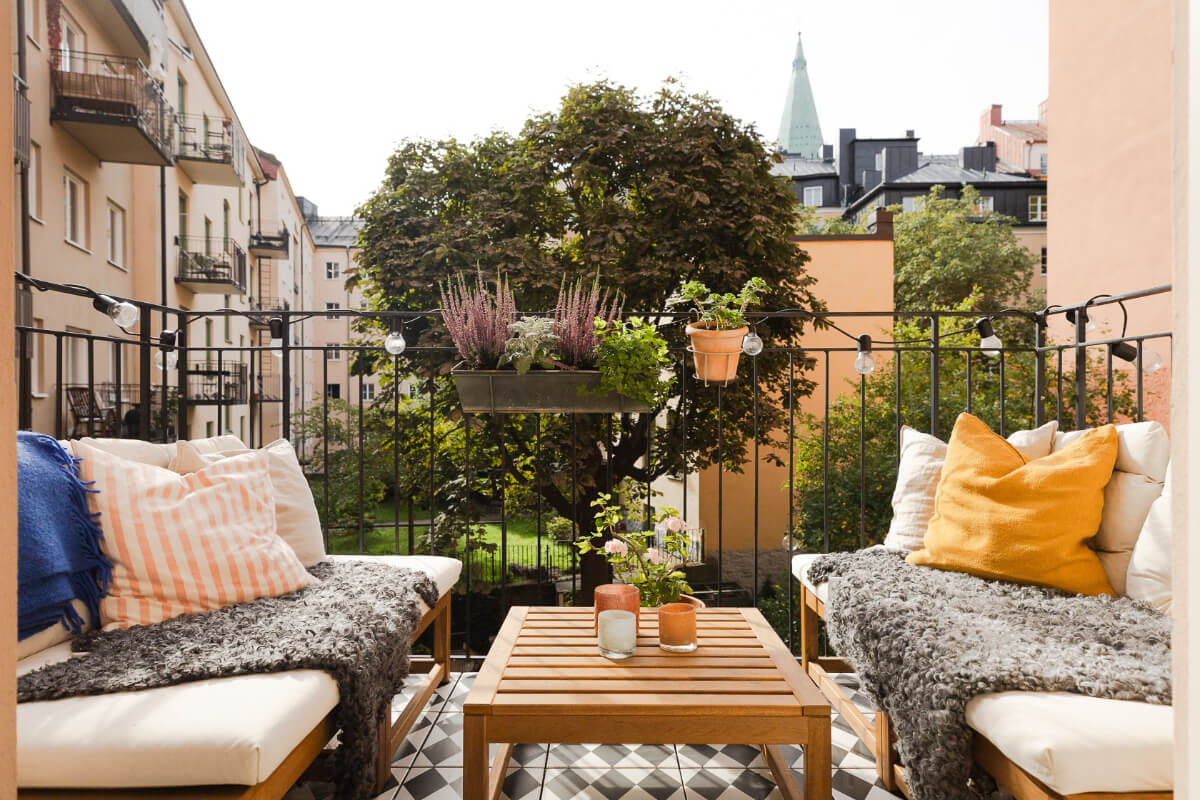 Modern Interiors in a Bright 1930s Apartment in Sweden 10 courtyard balcony
