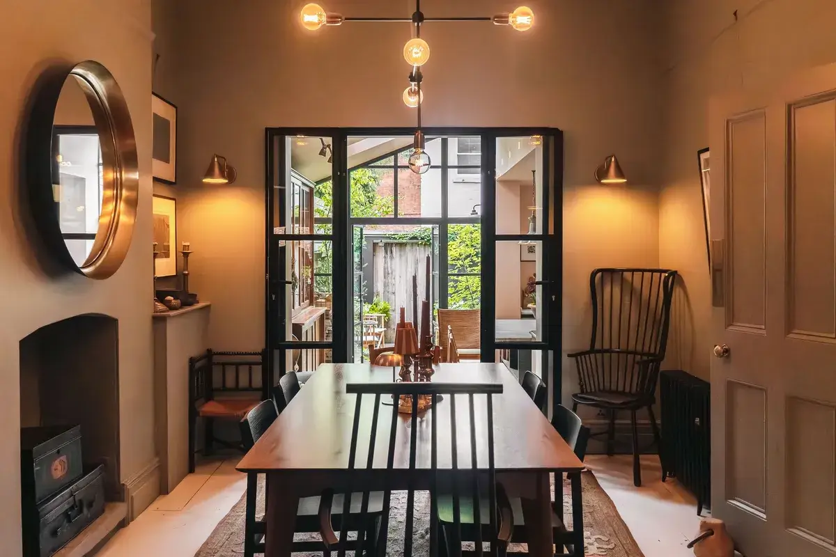 A Renovated Georgian Townhouse with a Stunning Kitchen Extension 7 dining room 1 A Renovated Georgian Townhouse with a Stunning Kitchen Extension