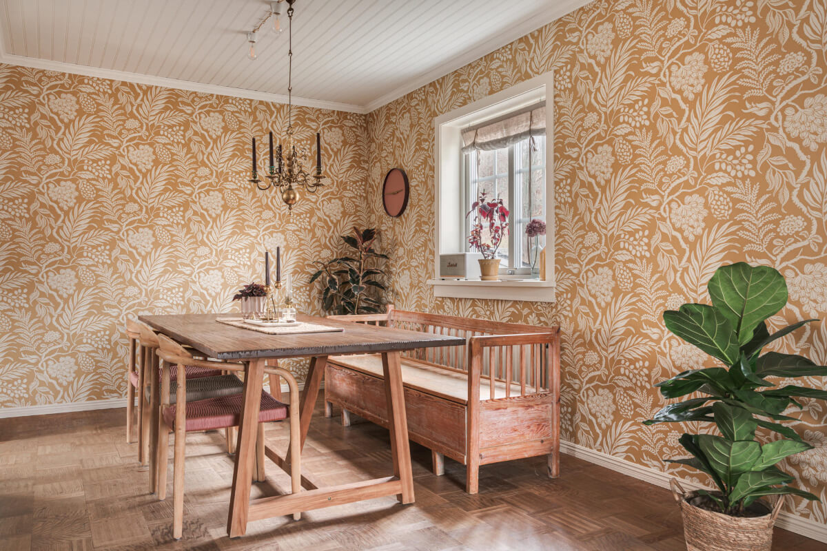 A Charming Home with Lake Views South of Stockholm 5 dining room parquet floor gold wallpaper