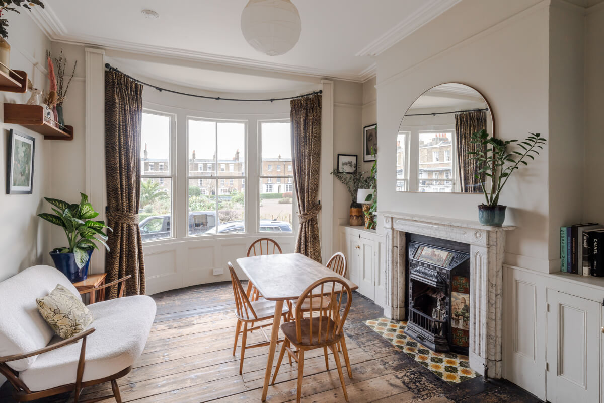 Timeworn Original Floorboards in a Regency Seaside Home 5 dining room rounded window