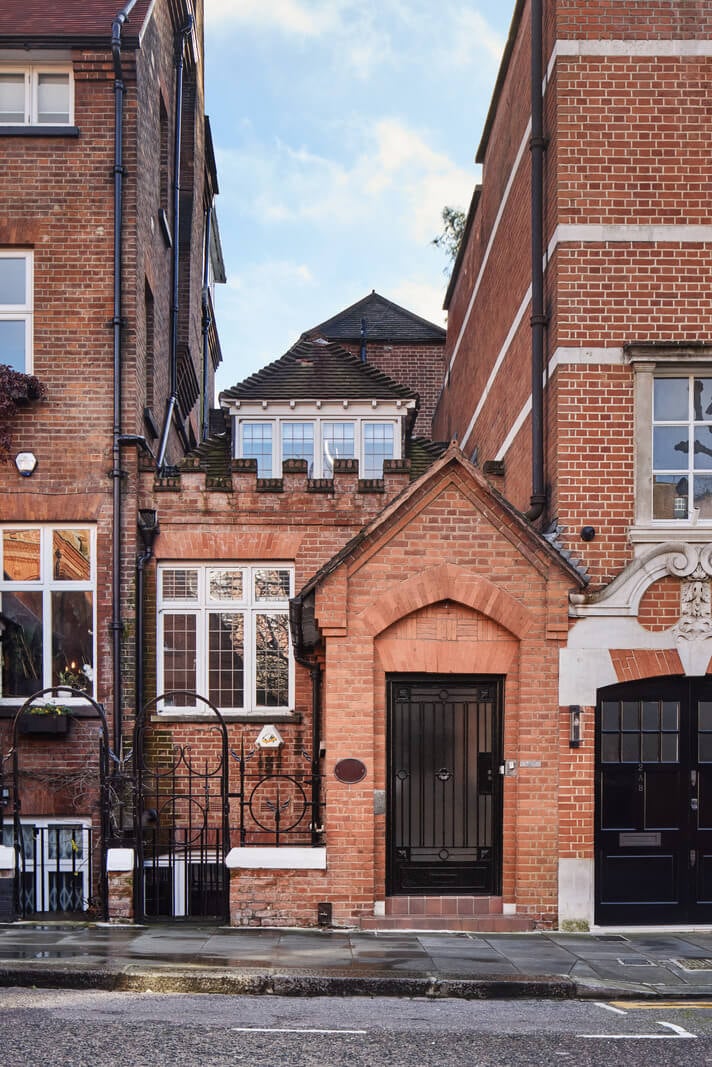 A Stunning Victorian House with Period Features and Surprising Spaces 29 exterior luxurious london home A Stunning Victorian House with Period Features and Surprising Spaces