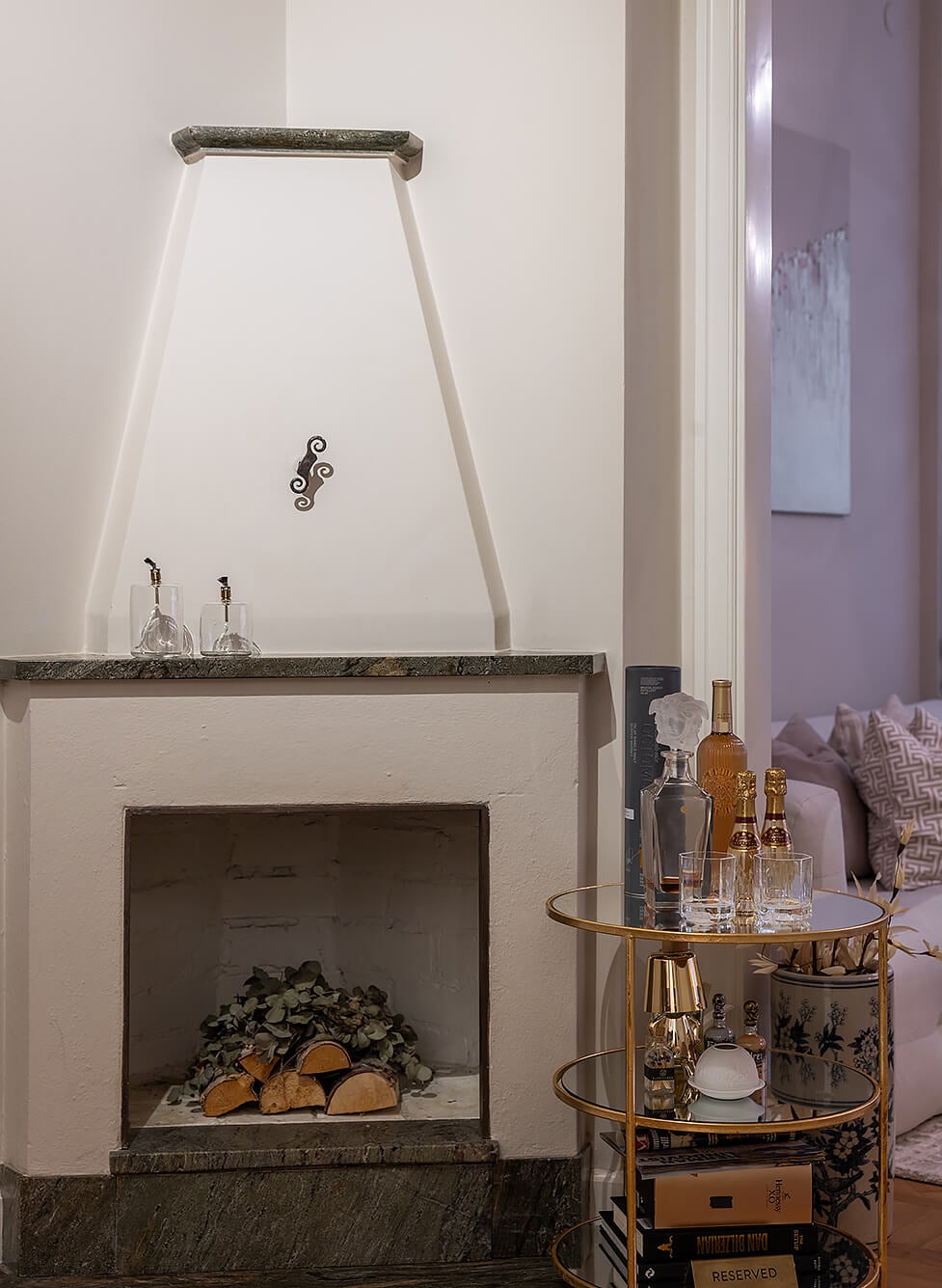 A Tiny and Luxurious Apartment in Stockholm 7 fireplace
