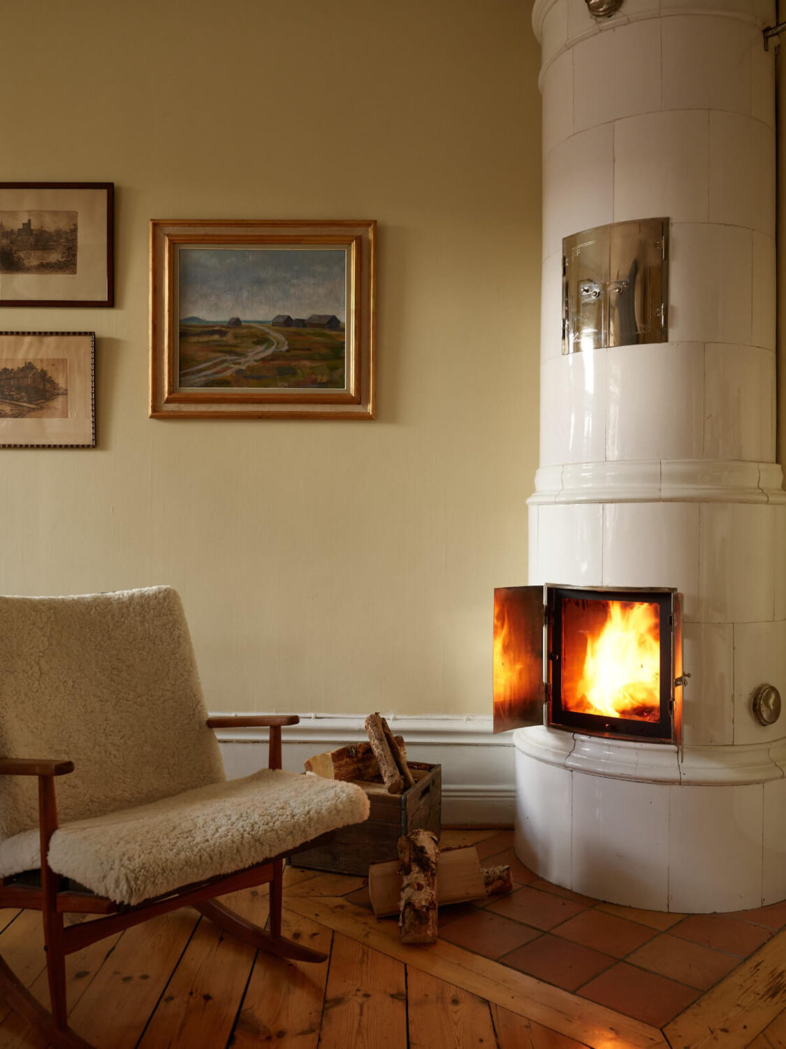 A Charming Historic Stockholm Apartment with a Blue Kitchen 14 fireplace detail