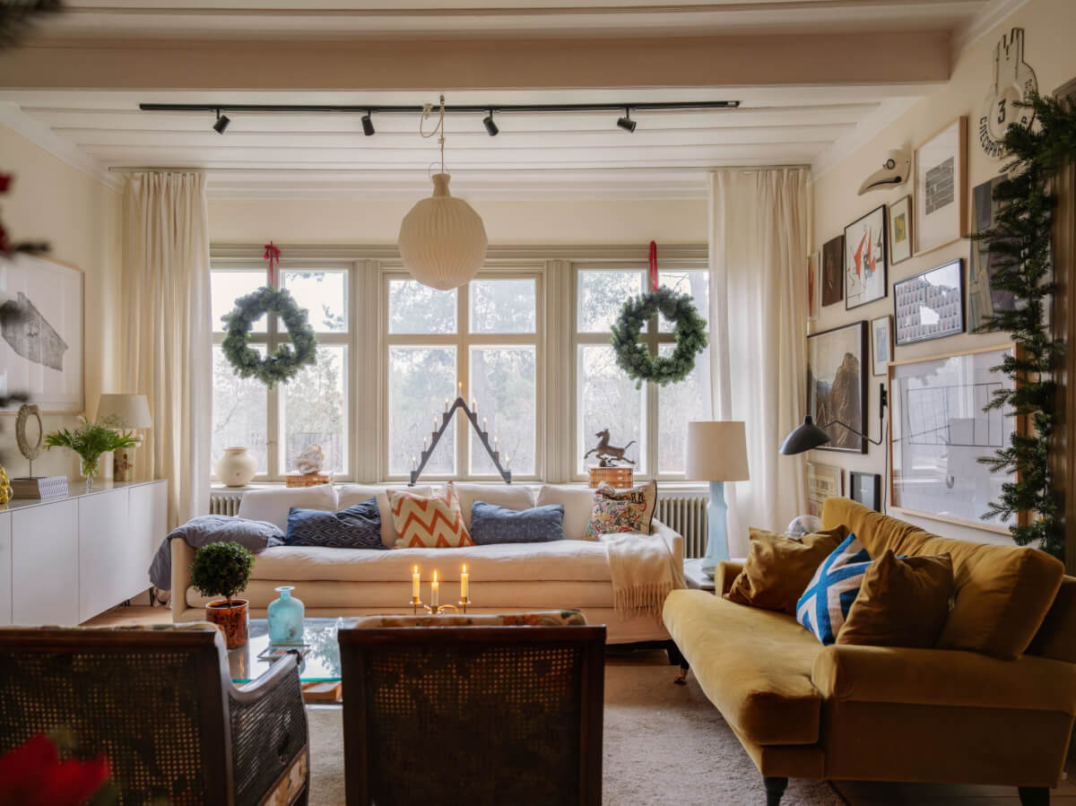 A Beautiful Turn-of-the-Century Family Home in Sweden 5 gallery wall christmas decor living room