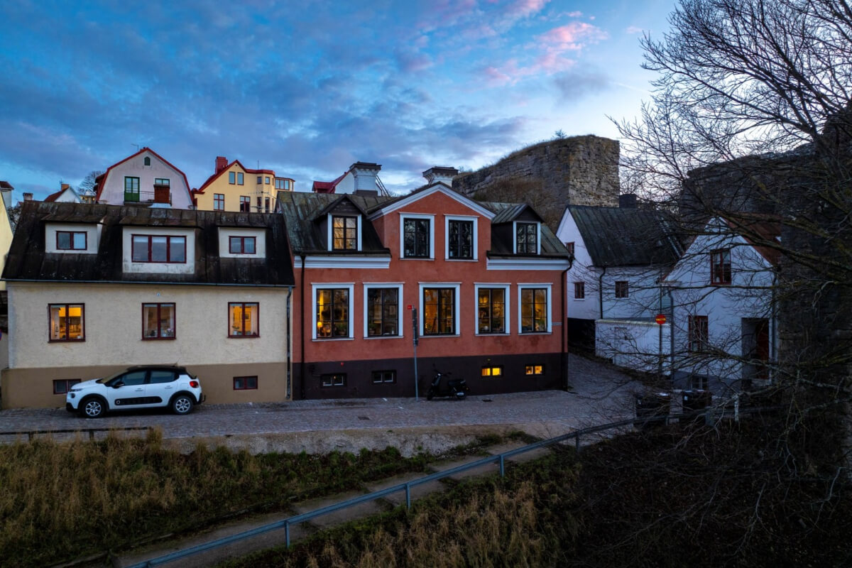 A Renovated 19th-Century Villa on Gotland 32 gotland house at night A Renovated 19th-Century Villa on Gotland