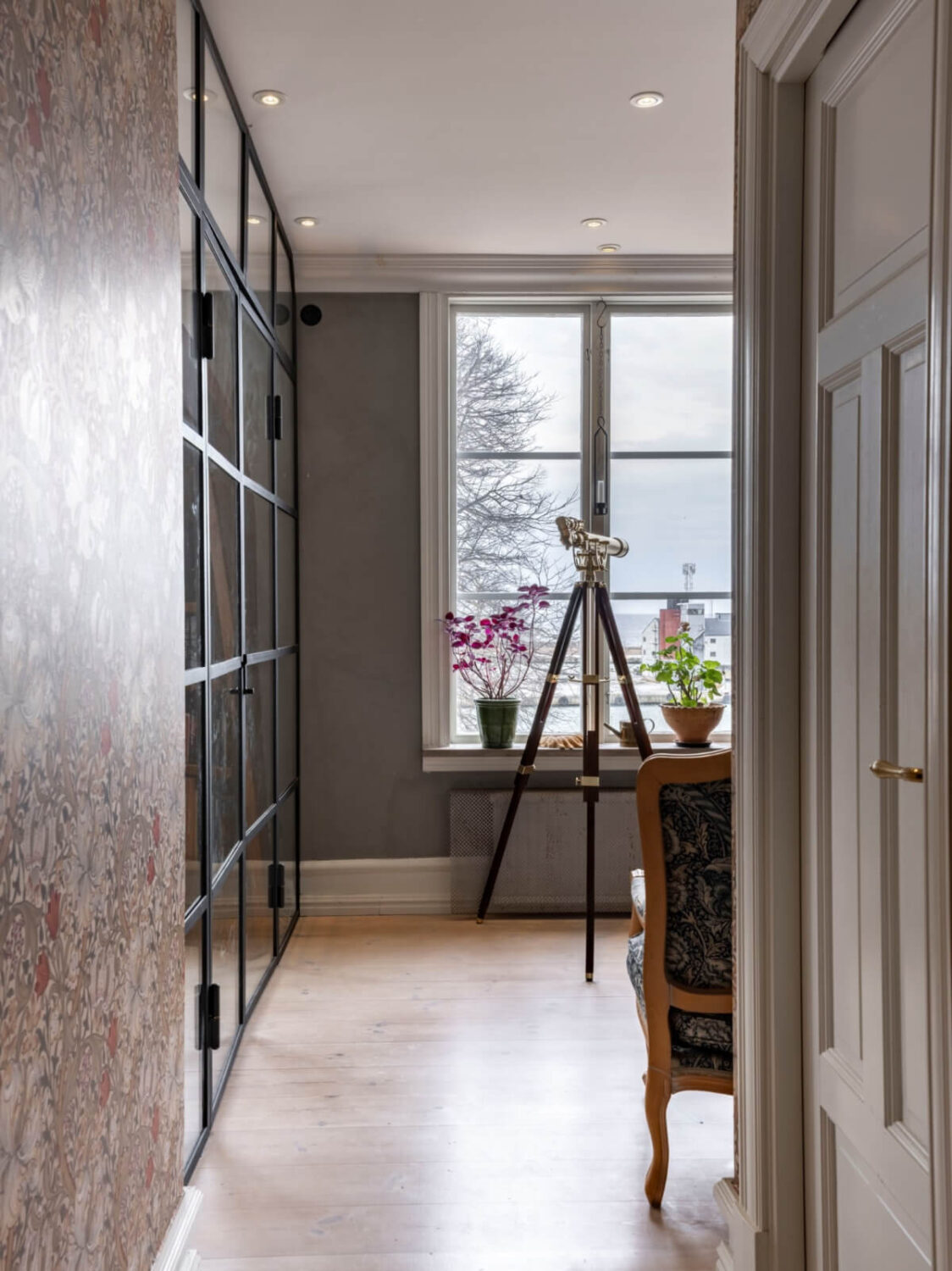 A Renovated 19th-Century Villa on Gotland 14 hall with wallpaper
