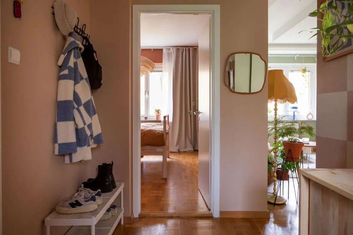 A Swedish Apartment with a Dutch Parquet Floor and Terracotta Bedroom 17 hallway