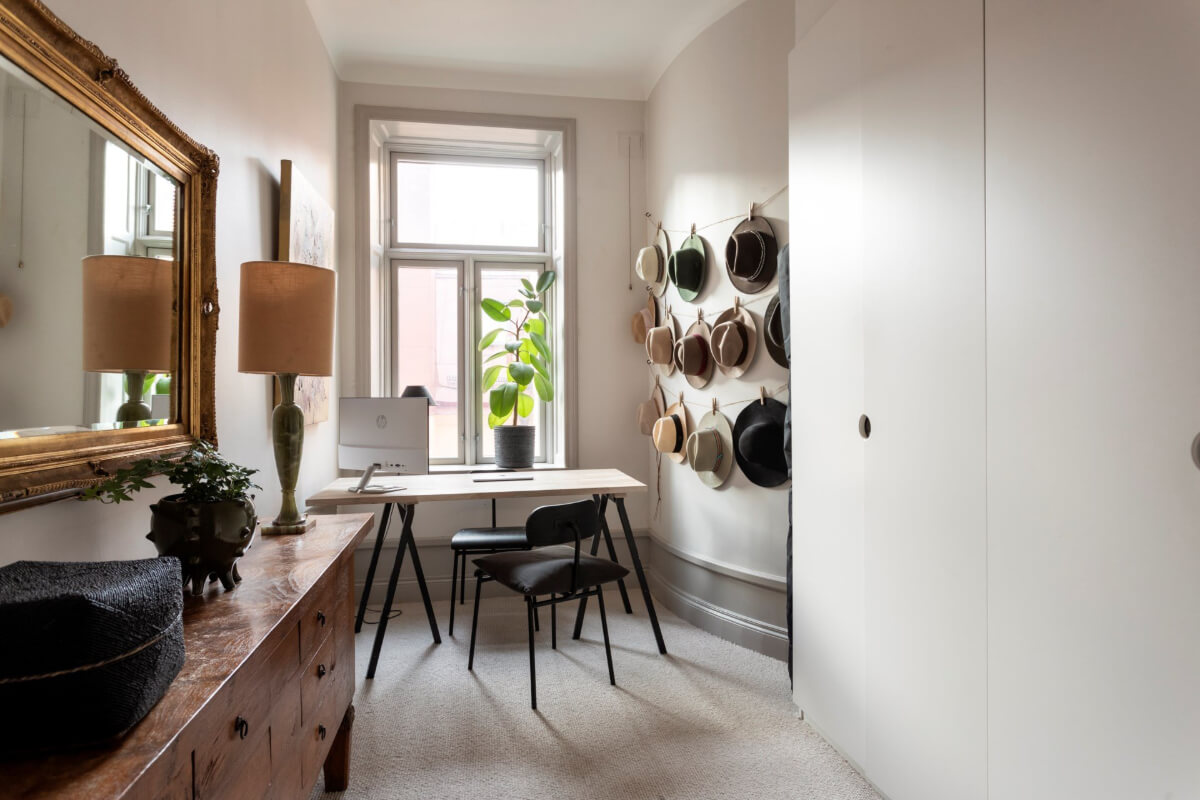 A Stylish Two-Bedroom Apartment in Stockholm 21 home office round wall
