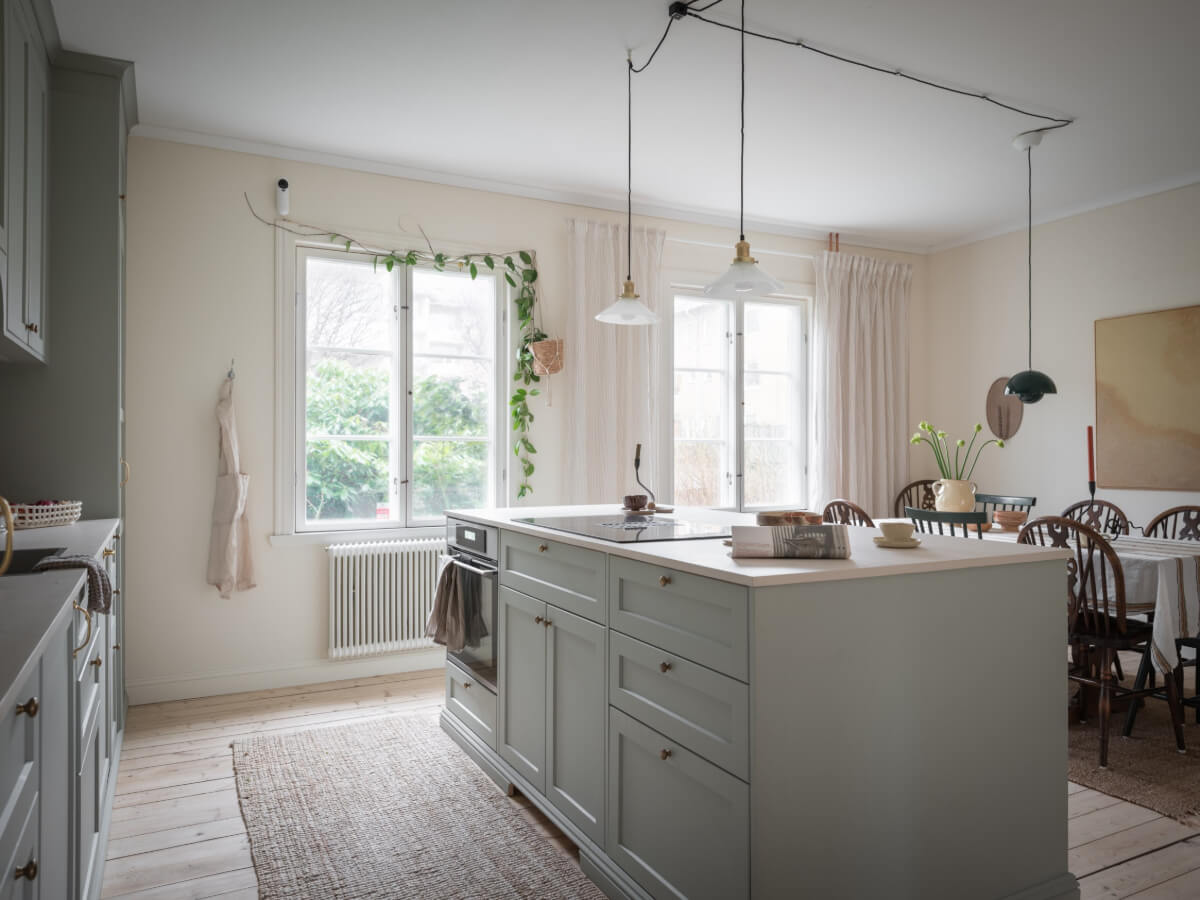 A Carefully Renovated Family Home in Sweden 10 kitchen island