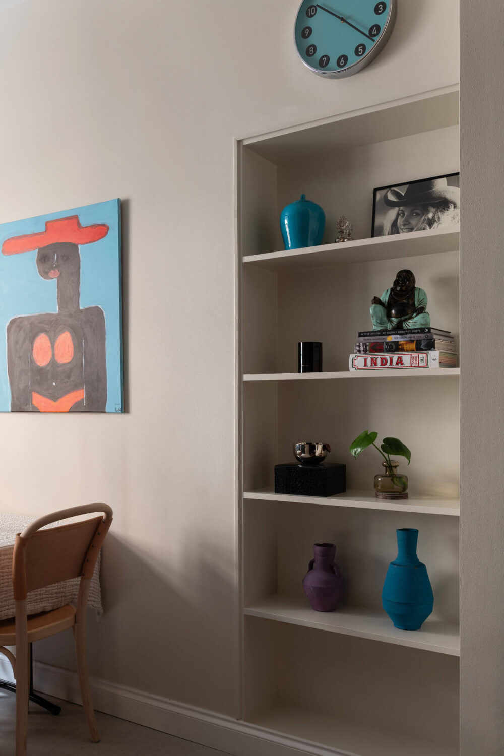 Contrasting Colors in a Turn-of-the-Century Apartment in Stockholm 11 kitchen niche shelves Contrasting Colors in a Turn-of-the-Century Apartment in Stockholm