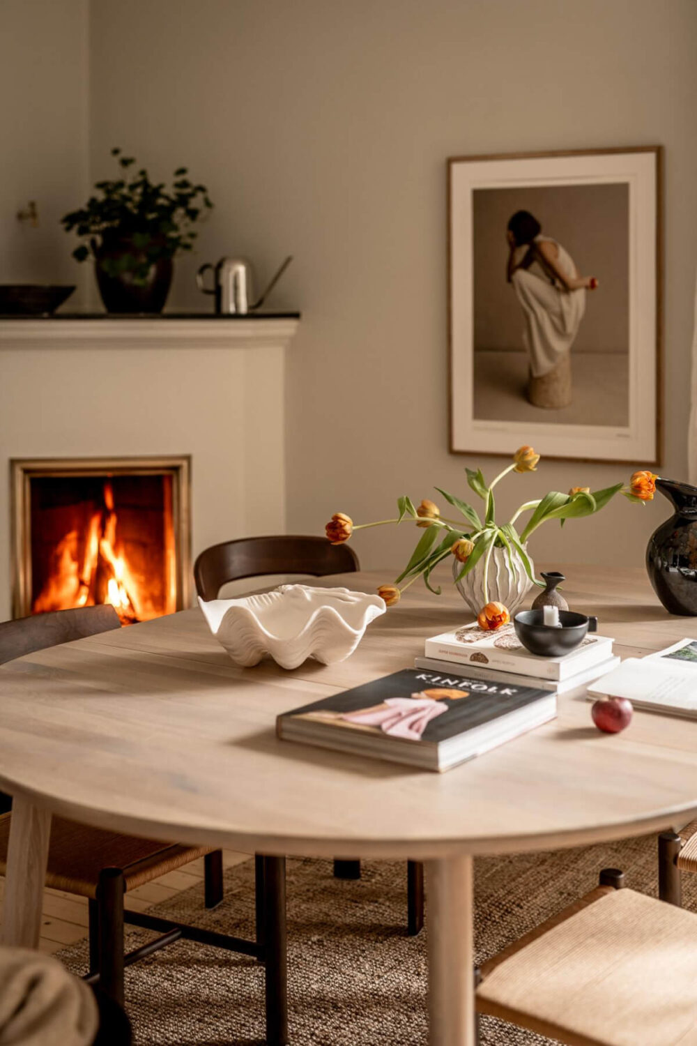 A Beautiful Calm 1920s Apartment in Gothenburg 12 kitchen table detail