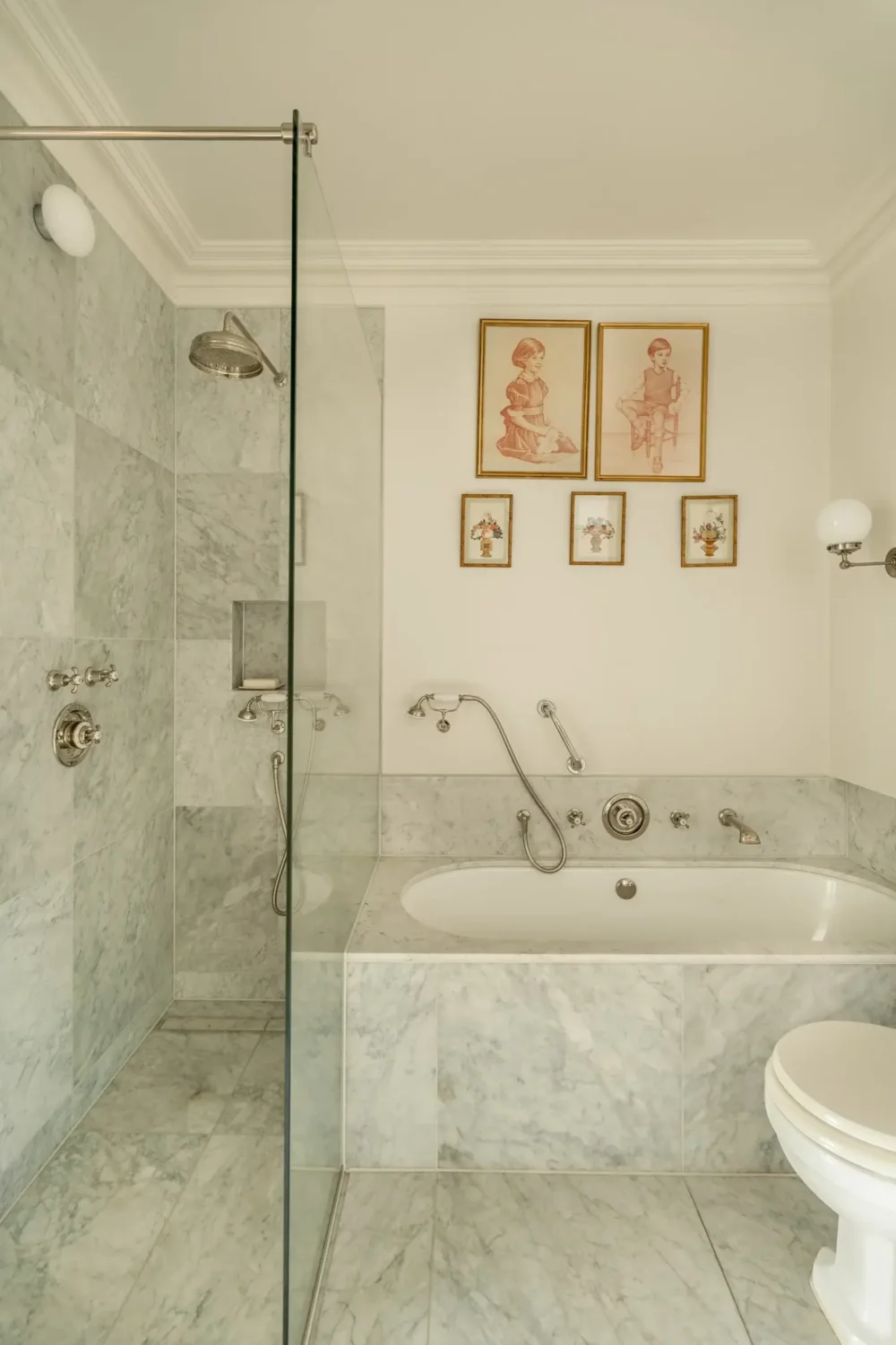 Classic Interiors and Antiques in an Art-Filled London Apartment 7 marble tiles bathroom with bath and shower
