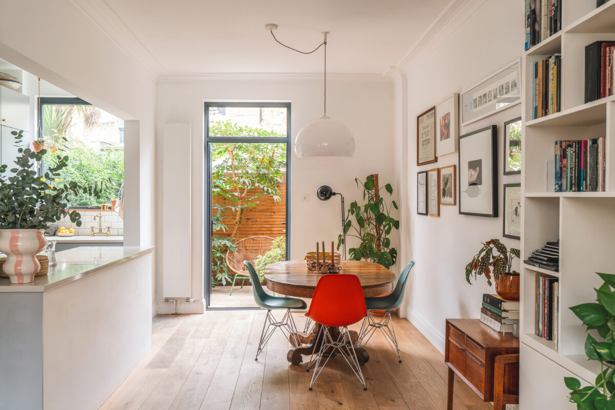 A Charming Light Edwardian House with a Tiny Garden 5 open plan kitchen dining space wooden floor