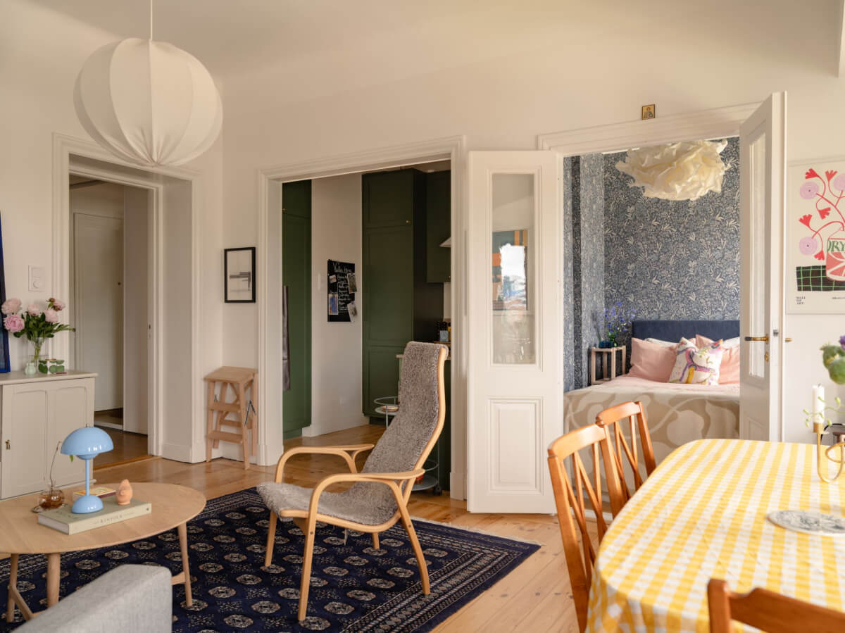 A Small Apartment with High Ceilings and a Large Bay Window 16 open plan scandi apartment