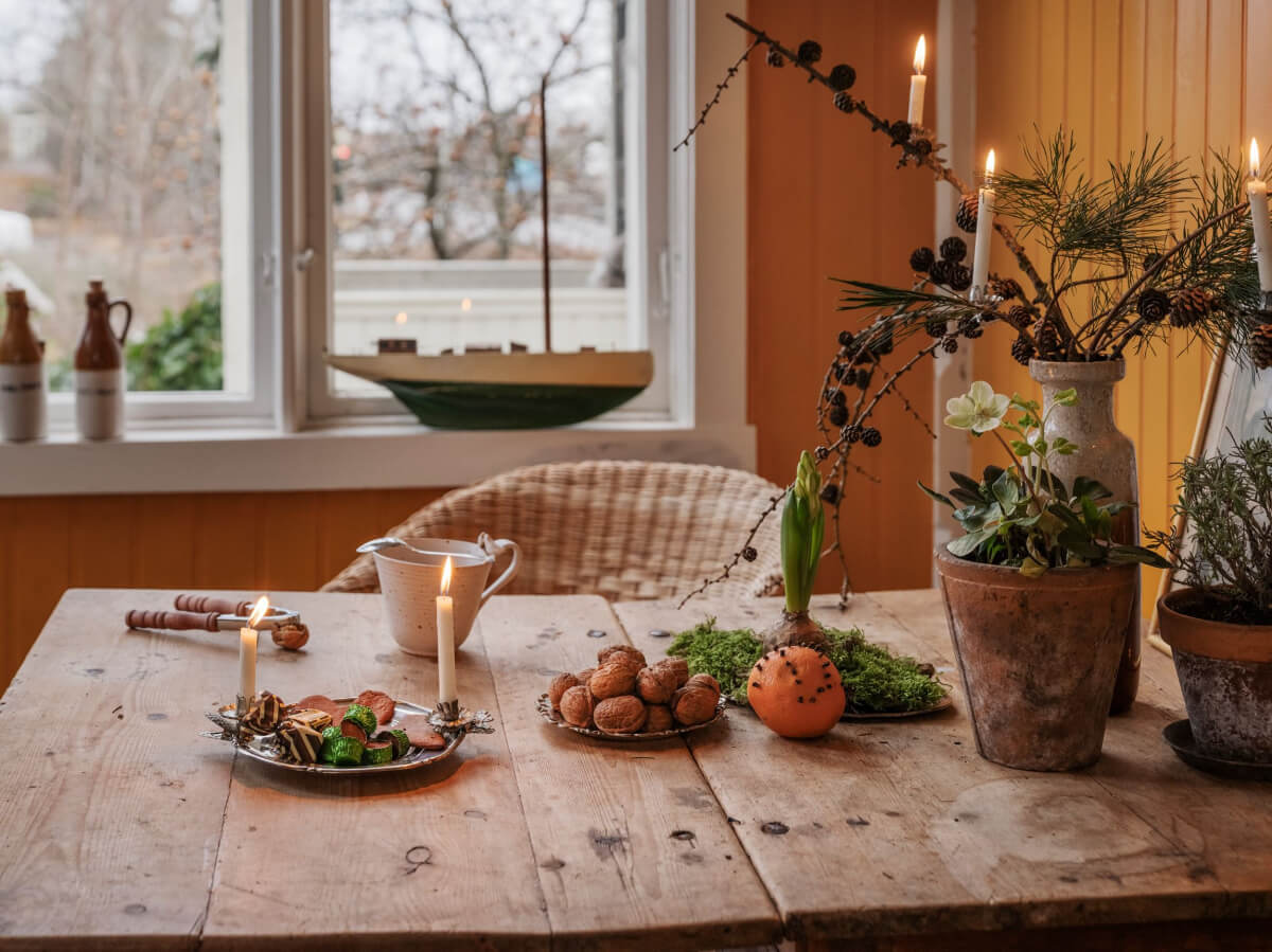 A Beautiful Turn-of-the-Century Family Home in Sweden 21 rustic table garden room