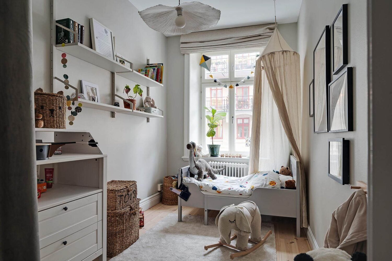 A Swedish Apartment with an Open Living Space and Period Features 25 serene kids bedroom