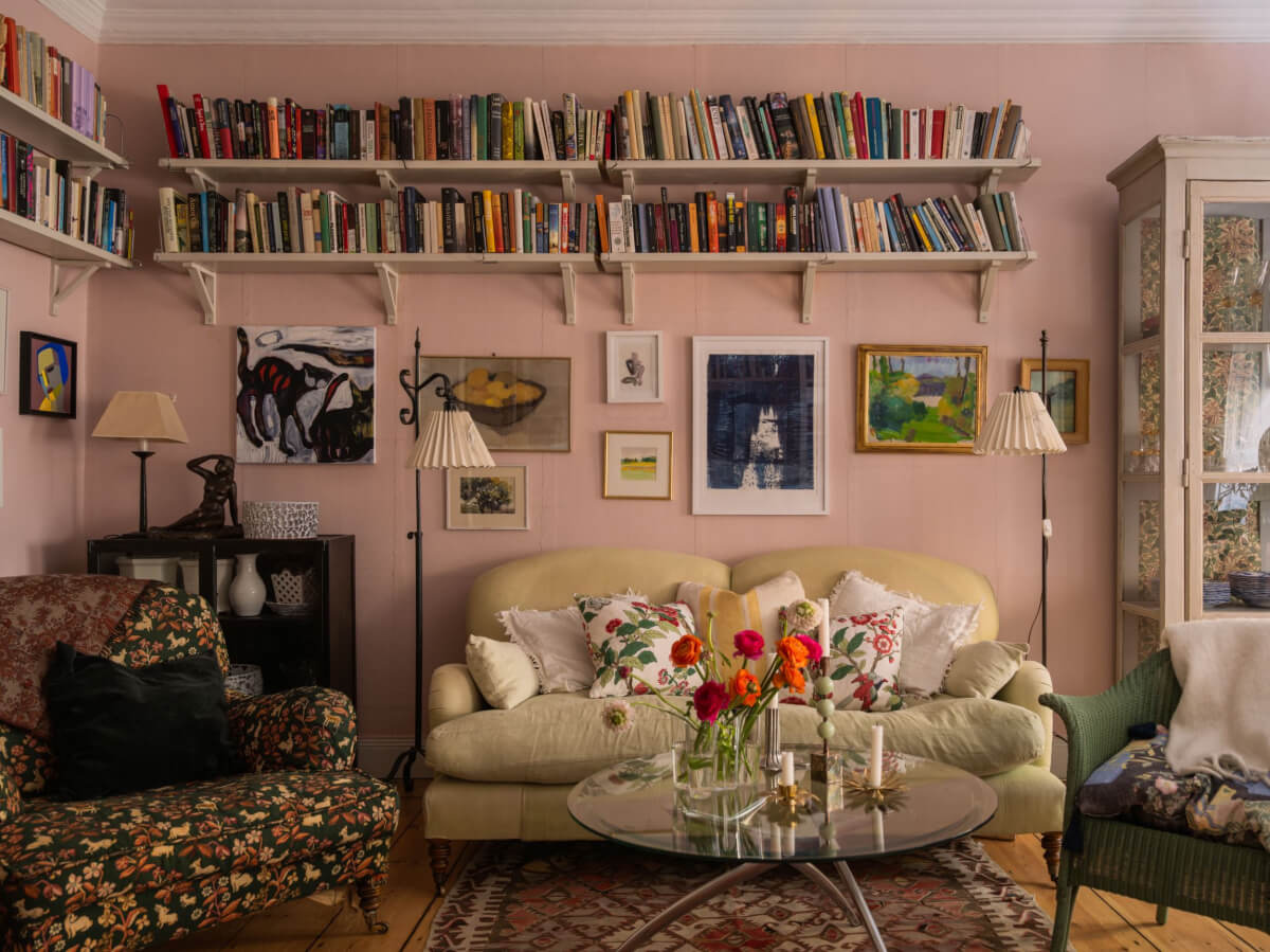 A Charming Home in a 17-Century Apartment in Stockholm's Old Town 5 sitting room with bookshelves