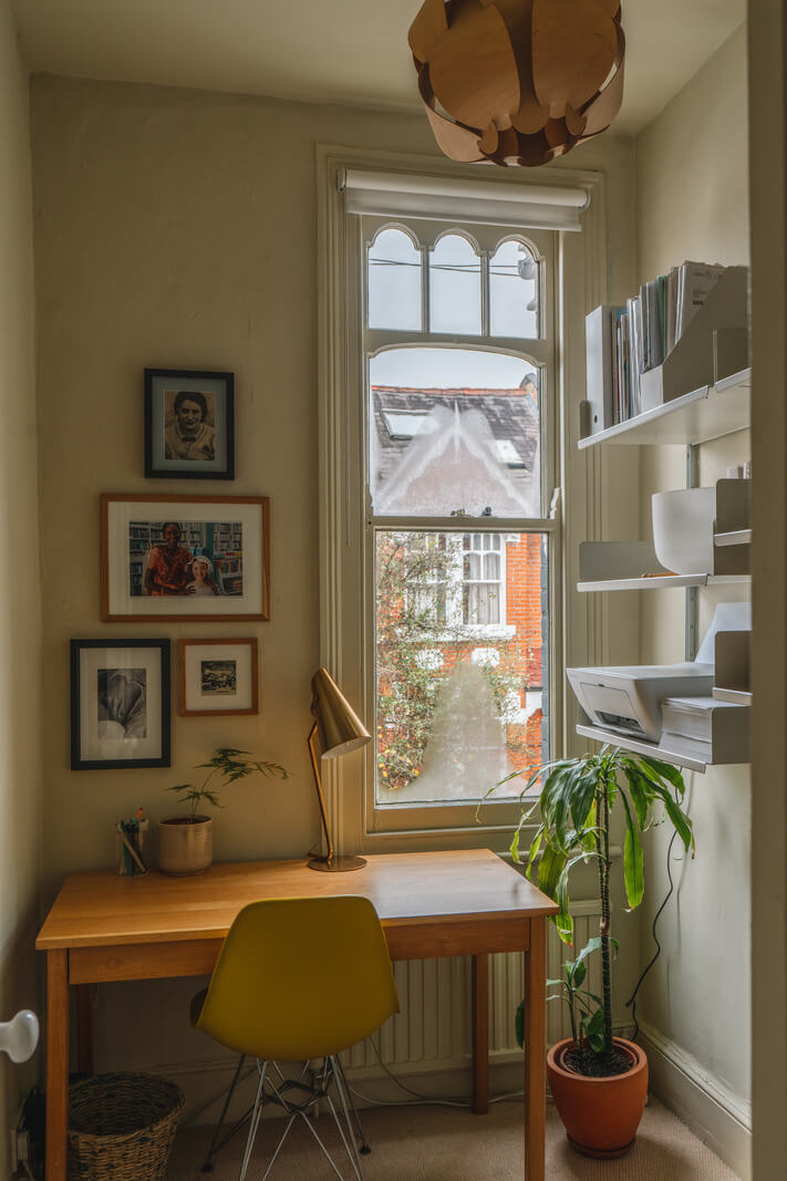 A Charming Light Edwardian House with a Tiny Garden 14 small home office