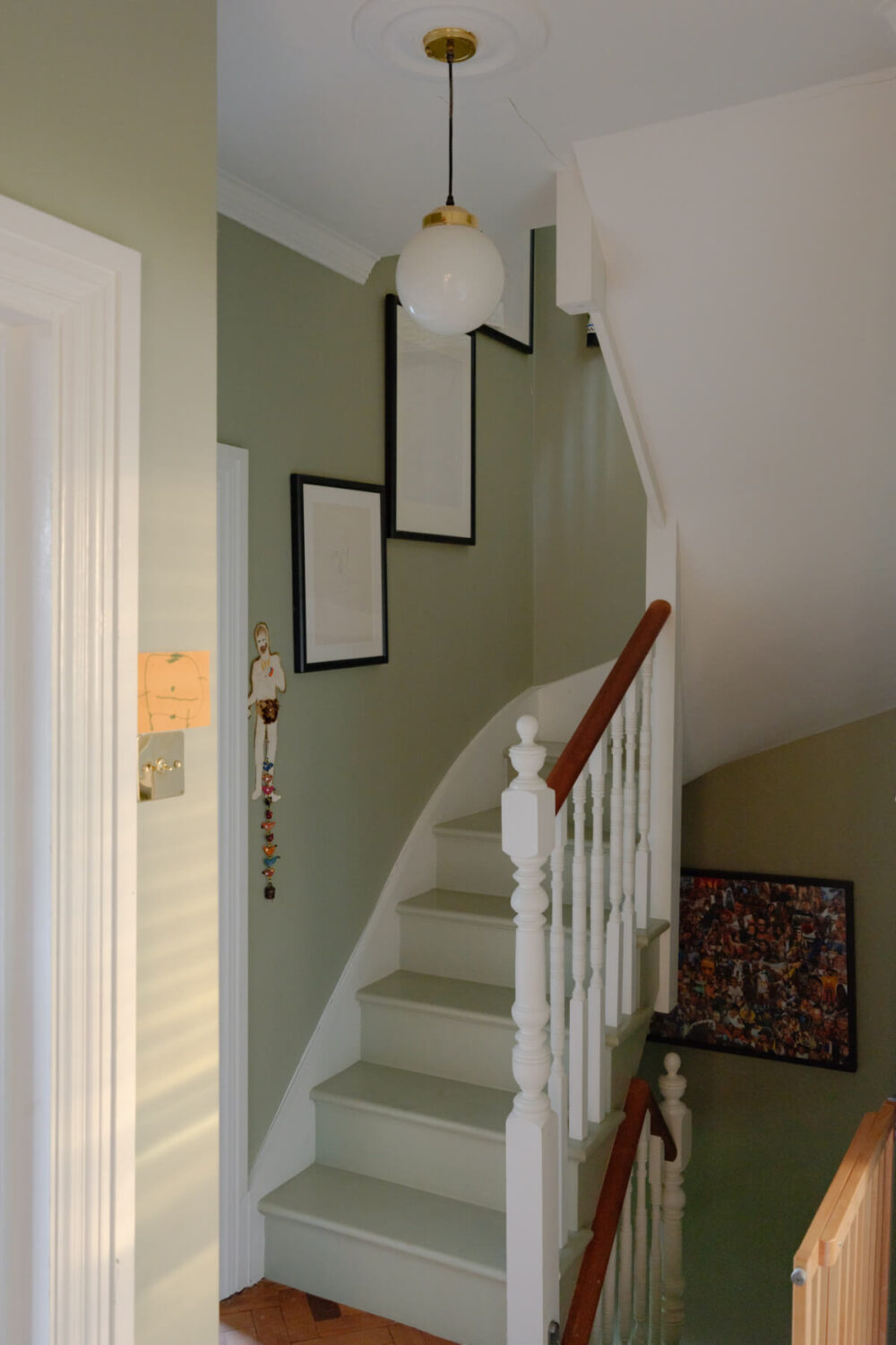A London Edwardian House with a Light-Filled Kitchen Extension 29 staircase