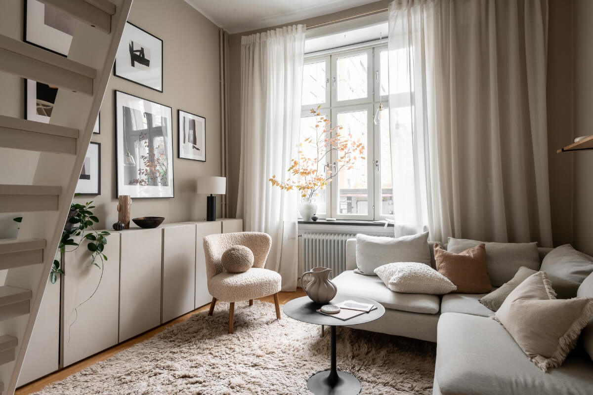 A Serene Studio Apartment with a Loft Bed and a Large Balcony 2 studio apartment living area
