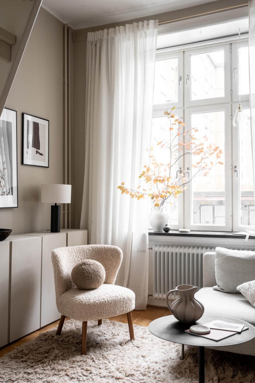 A Serene Studio Apartment with a Loft Bed and a Large Balcony 3 teddy chair