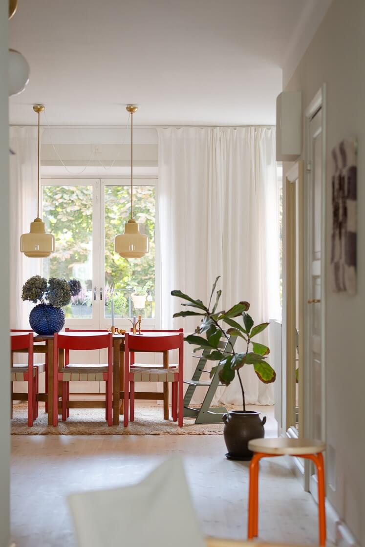 Modern Interiors in a Bright 1930s Apartment in Sweden 3 view into dining room