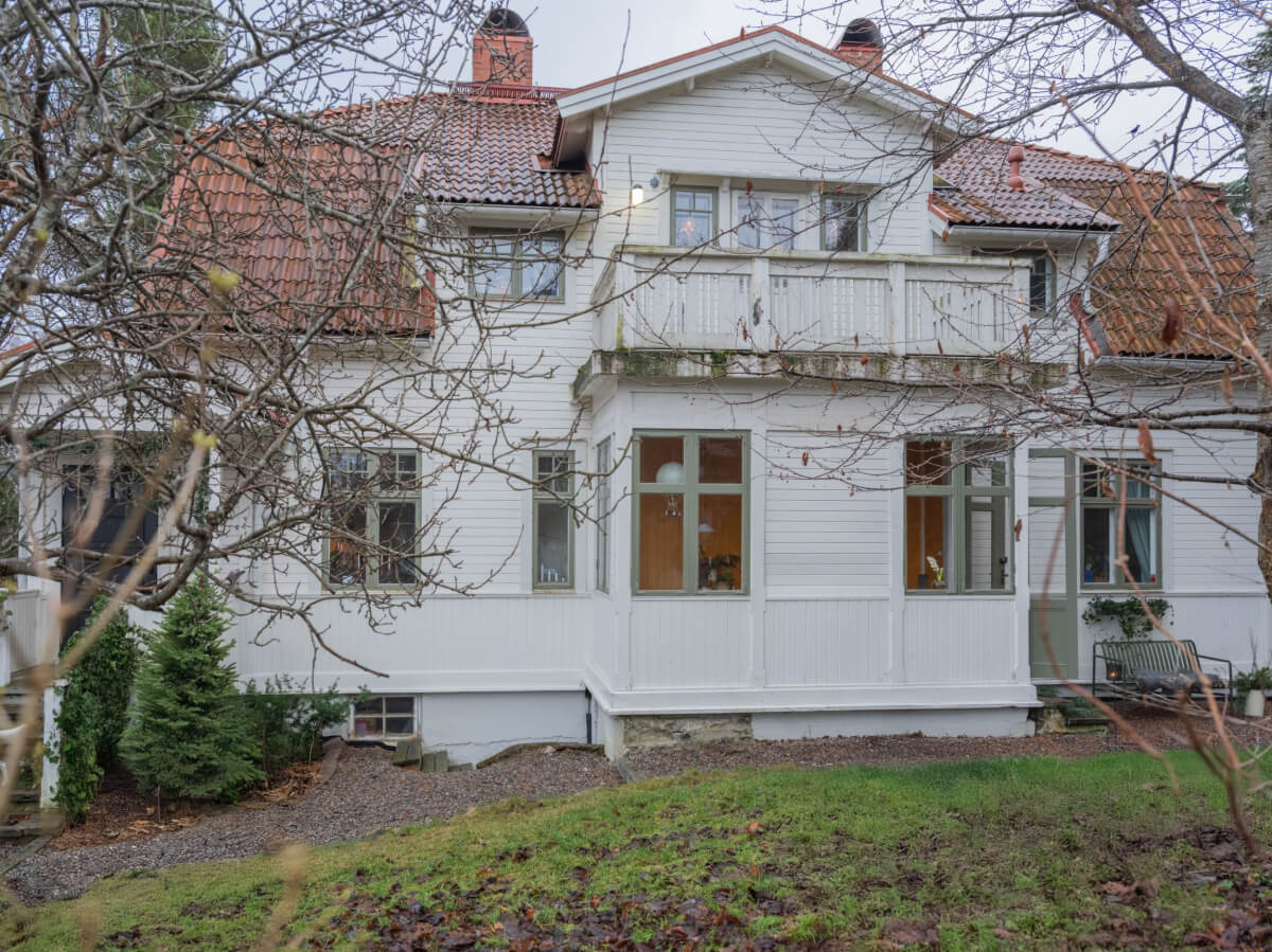A Beautiful Turn-of-the-Century Family Home in Sweden 51 white swedish home decorated for christmas