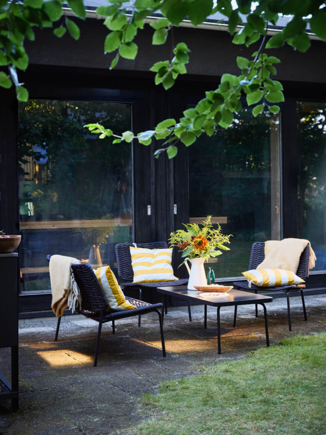 New IKEA Balcony and Garden Inspiration for Summer 2025 14 IKEA TEGELON 4p sits PH202135 New IKEA Balcony and Garden Inspiration for Summer 2025
