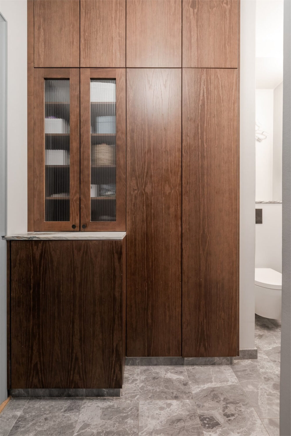 A Small Stockholm Apartment with a Blue Shaker Kitchen 24 bathroom cabinet reeded glass