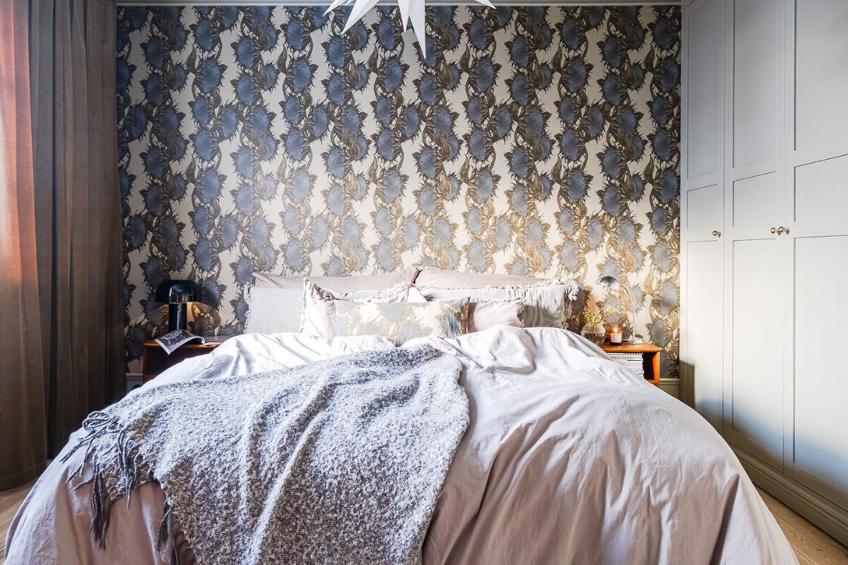 A Charming Duplex Apartment with a Stunning Kitchen 11 bedroom wallpaper built-in wardrobes