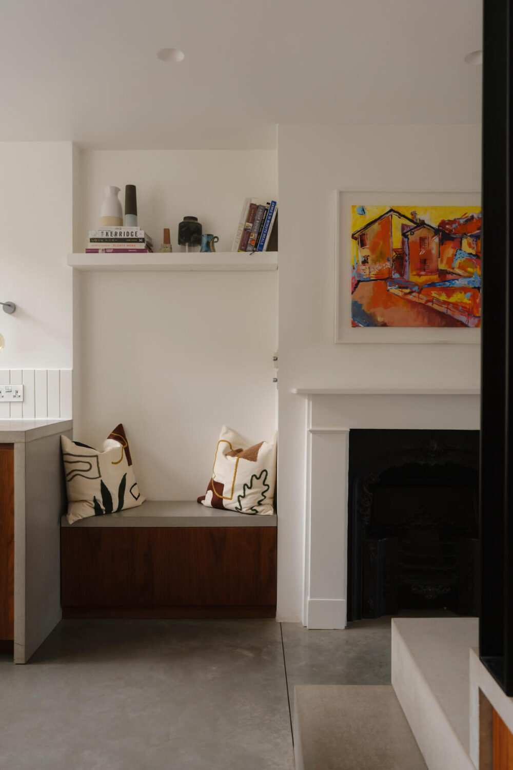 Five-Meter Glazed Garden Doors in an Expanded London Home 13 built in bench with shelf