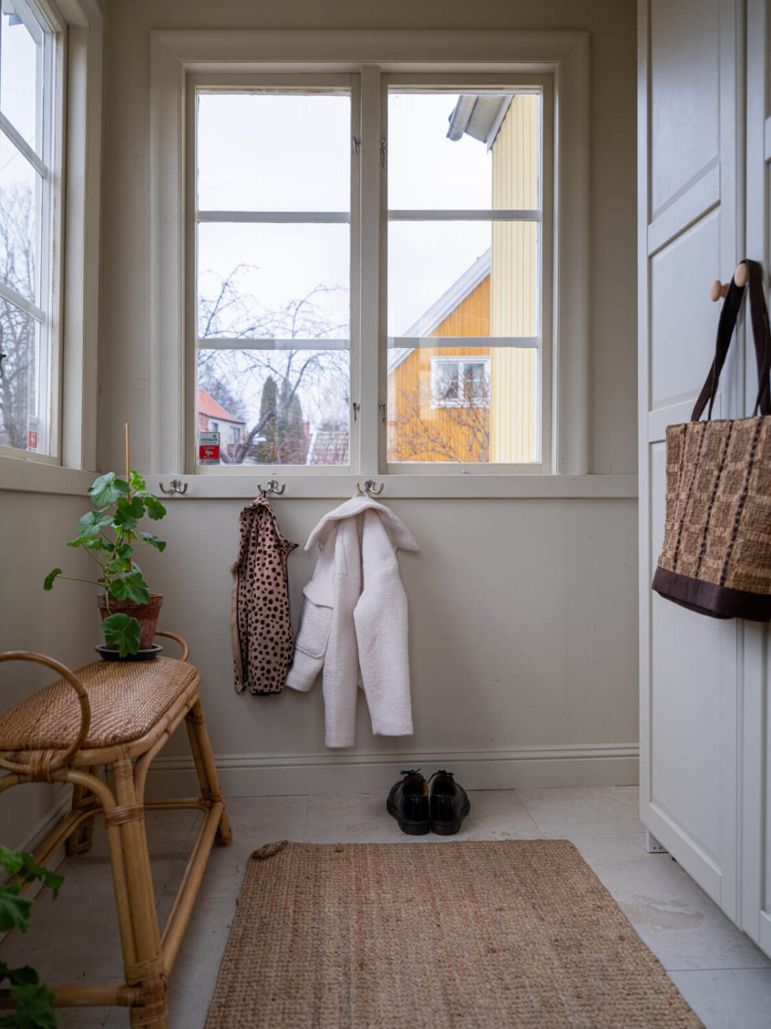 A 1920s Villa Pairs Modern Design and Period Features 33 entry hall wardrobes