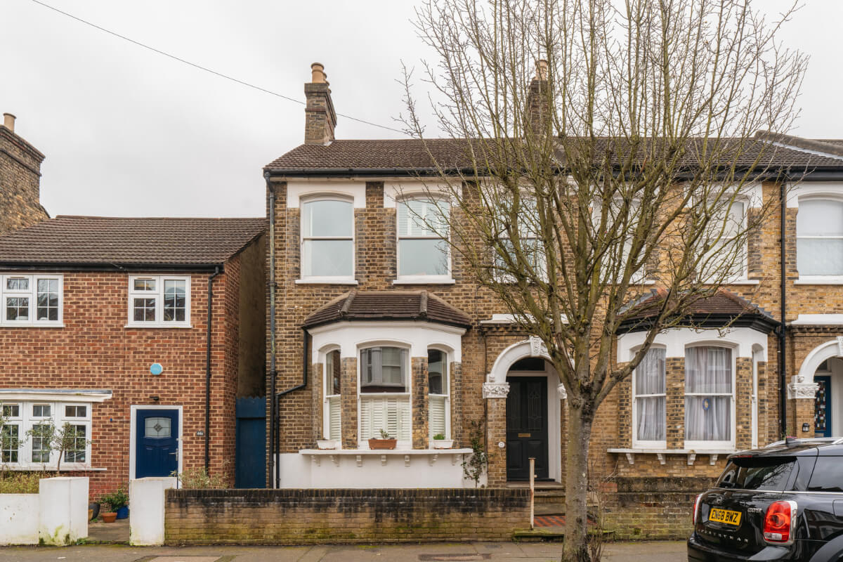 A Charming Garden Apartment in a Victorian House 18 exterior london house A Charming Garden Apartment in a Victorian House