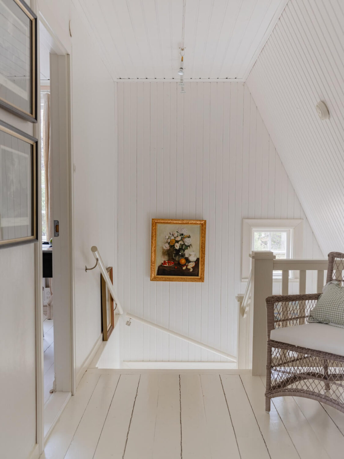 A Romantic Countryside Villa North of Stockholm 16 first floor landing