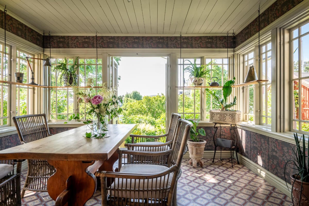 A Beautiful Historic Swedish Country House with Wallpapers 14 garden room tile floor
