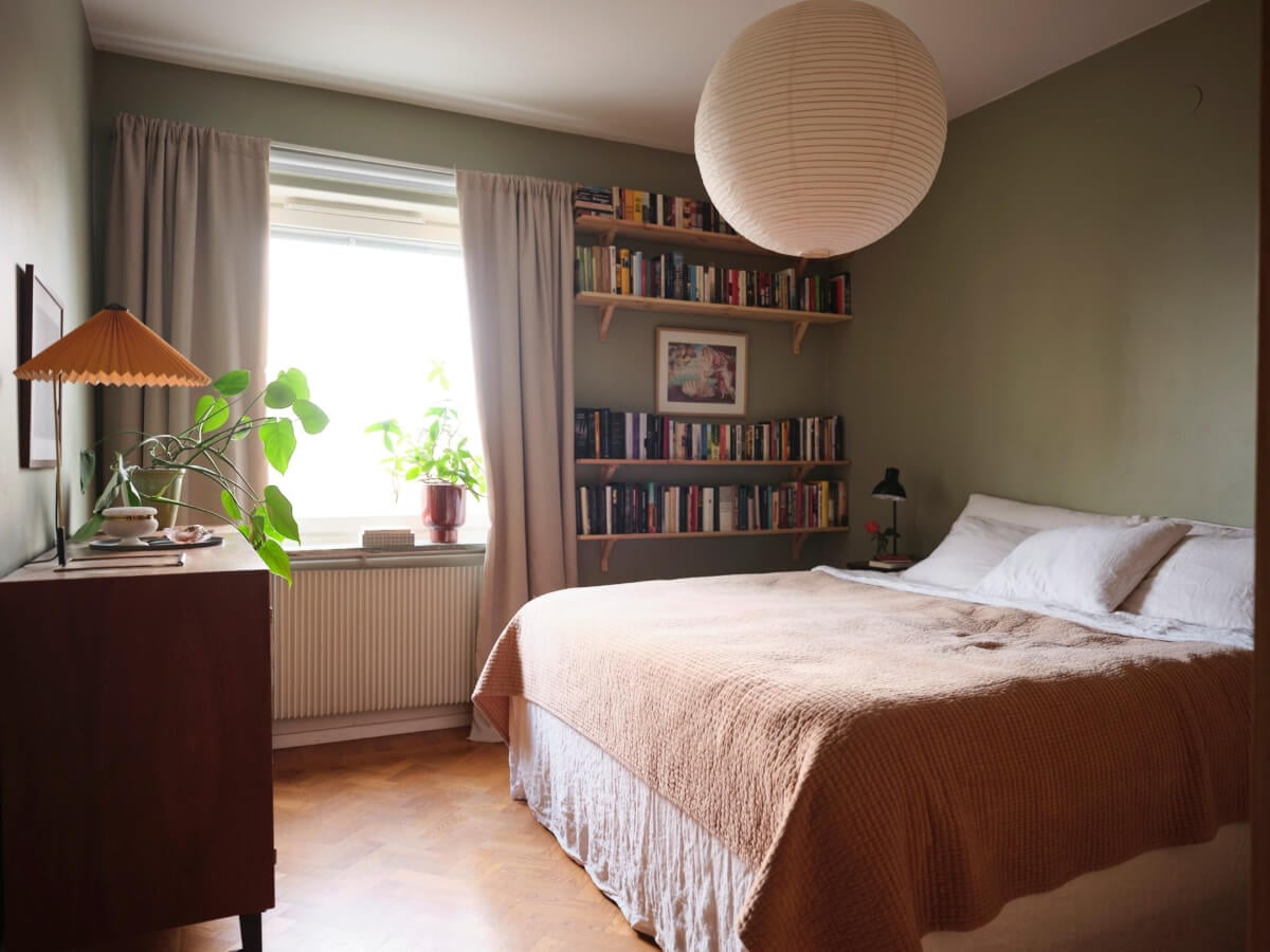 A Light Corner Apartment with Yellow Color Accents 20 green bedroom bookshelves