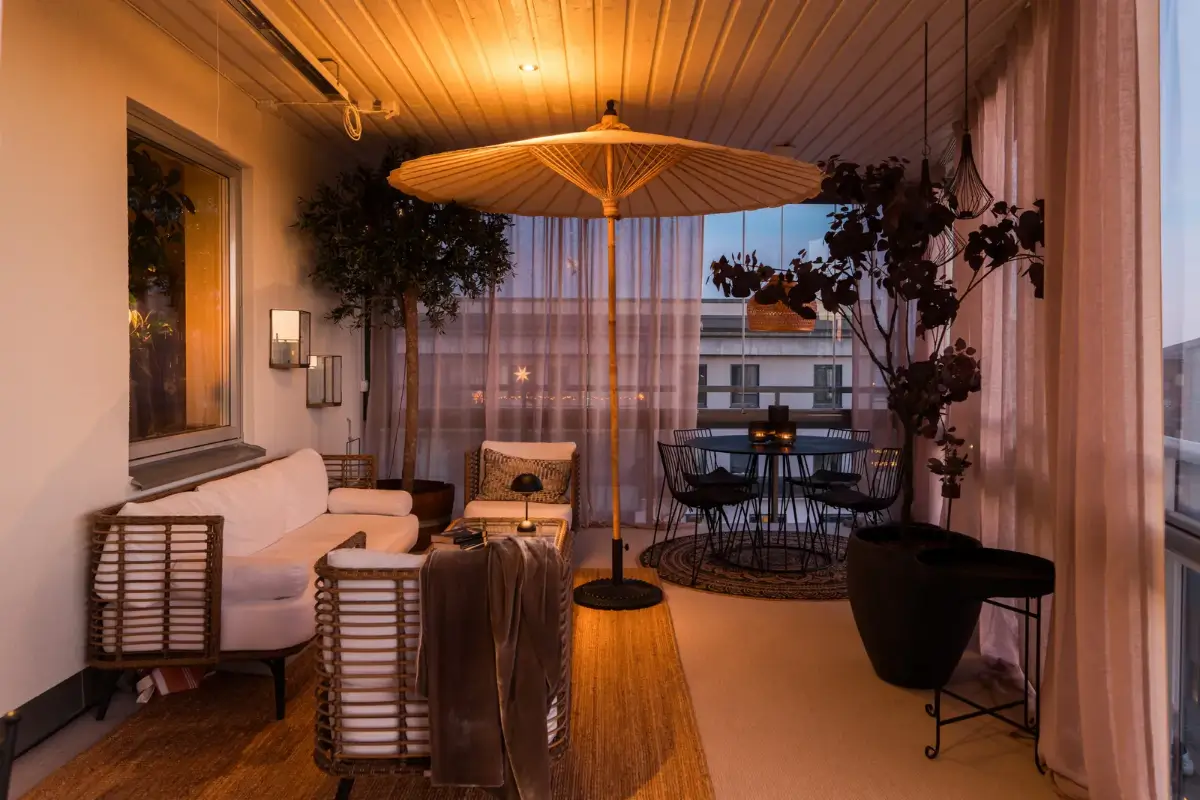 A Top Floor Swedish Apartment with a Huge Balcony 21 large balcony