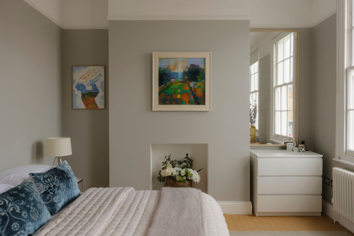 Five-Meter Glazed Garden Doors in an Expanded London Home 21 light gray bedroom
